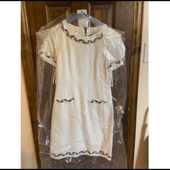 Karl Lagerfeld White Tweed dress - Picture 4 of 5